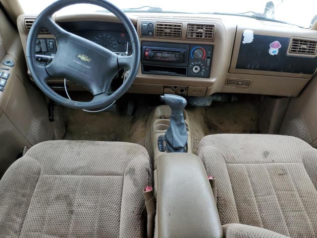Photo 8 from auction – 1997 CHEVROLET BLAZER with VIN 1GNDT13W3VK174775
