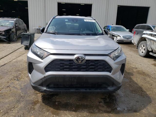 Photo 5 from auction – 2021 TOYOTA RAV4 LE with VIN JTMH1RFV6MD061746
