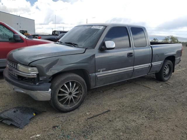 CHEVROLET SILVERADO 2002 with VIN 2GCEC19T421374084 - Photo from auction