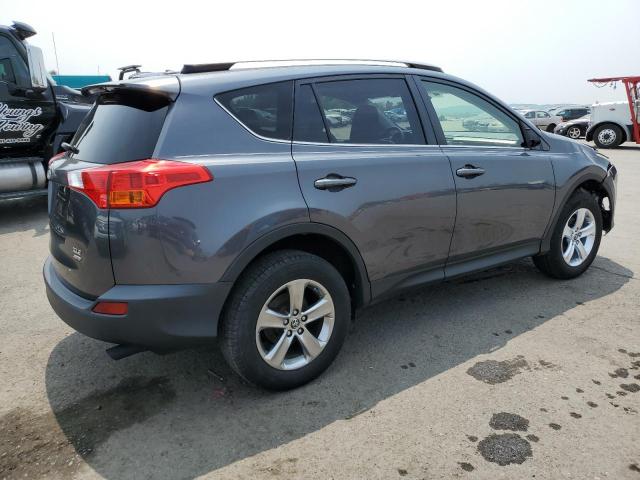 Photo 3 from auction – 2015 TOYOTA RAV4 XLE with VIN JTMRFREV1FD126366