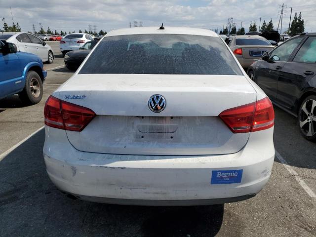 Photo 6 from auction – 2013 VOLKSWAGEN PASSAT S with VIN 1VWAP7A3XDC012689