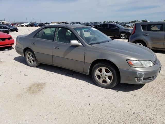 Photo 4 from auction – 1997 LEXUS ES 300 with VIN JT8BF22G2V0008698