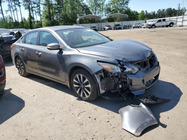 Photo 4 from auction – 2017 NISSAN ALTIMA 2.5 with VIN 1N4AL3AP2HC119421