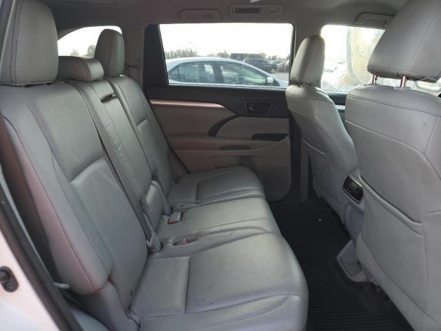 Photo 10 from auction – 2015 TOYOTA HIGHLANDER with VIN 5TDZARFH7FS011265