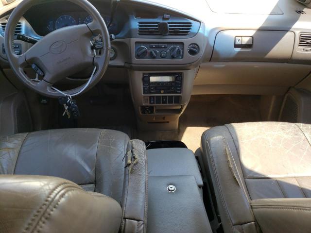 Photo 8 from auction – 2002 TOYOTA SIENNA LE with VIN 4T3ZF13C02U495249