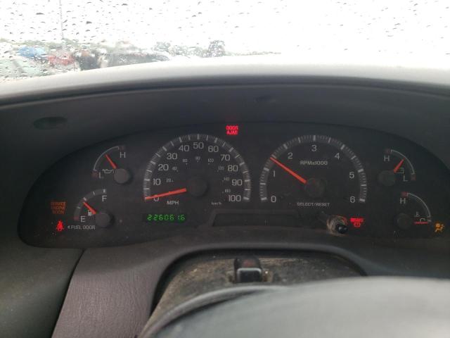 Photo 9 from auction – 2002 FORD F150 with VIN 1FTRF18222NA40037