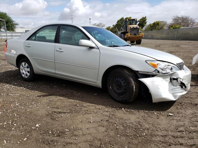 Photo 4 from auction – 2004 TOYOTA CAMRY LE with VIN 4T1BE32K44U269350