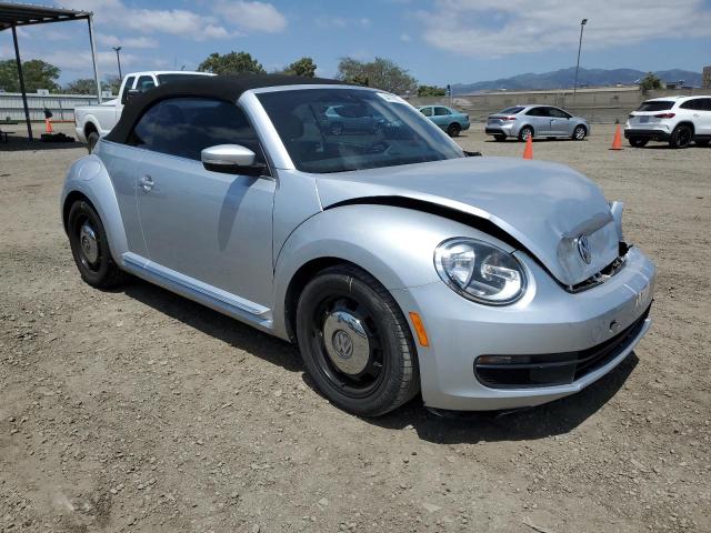 Photo 4 from auction – 2014 VOLKSWAGEN BEETLE with VIN 3VW5X7AT6EM806428