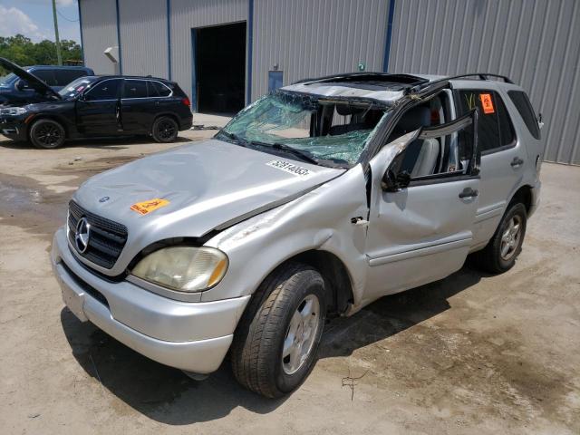 MERCEDES-BENZ ML 320 2000 with VIN 4JGAB54E7YA153624 - Photo from auction