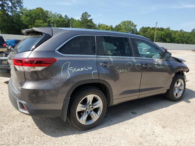 Photo 3 from auction – 2017 TOYOTA HIGHLANDER with VIN 5TDYZRFH4HS229526