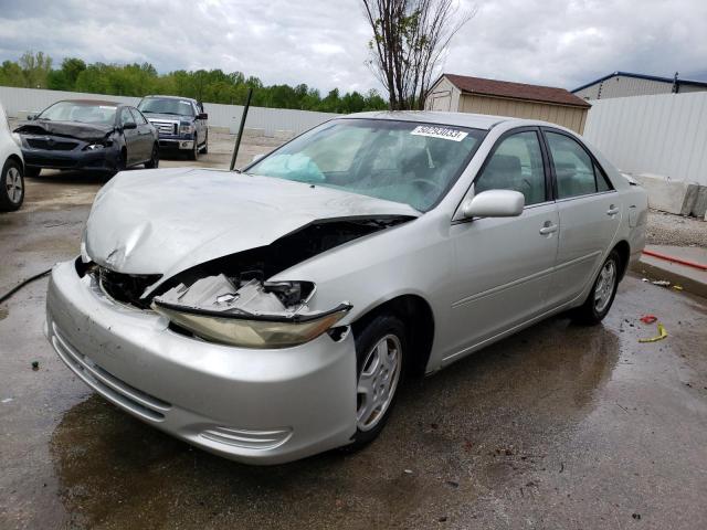 TOYOTA CAMRY LE 2002 with VIN 4T1BF32K12U011409 - Photo from auction