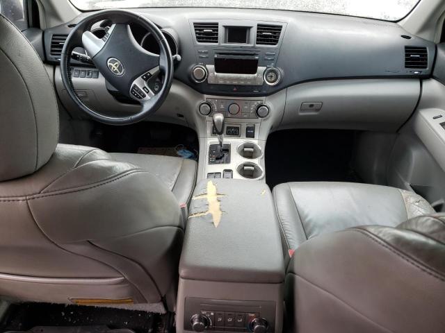 Photo 8 from auction – 2011 TOYOTA HIGHLANDER with VIN 5TDZK3EH0BS044713
