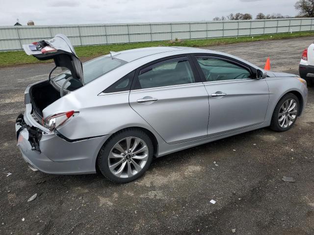 Photo 3 from auction – 2012 HYUNDAI SONATA SE with VIN 5NPEC4ABXCH386325