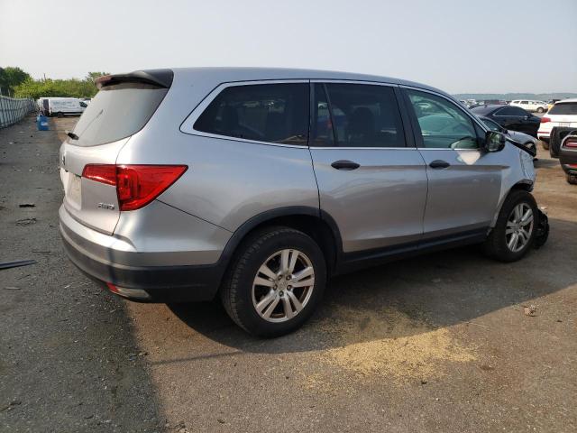 Photo 3 from auction – 2017 HONDA PILOT LX with VIN 5FNYF6H16HB000082