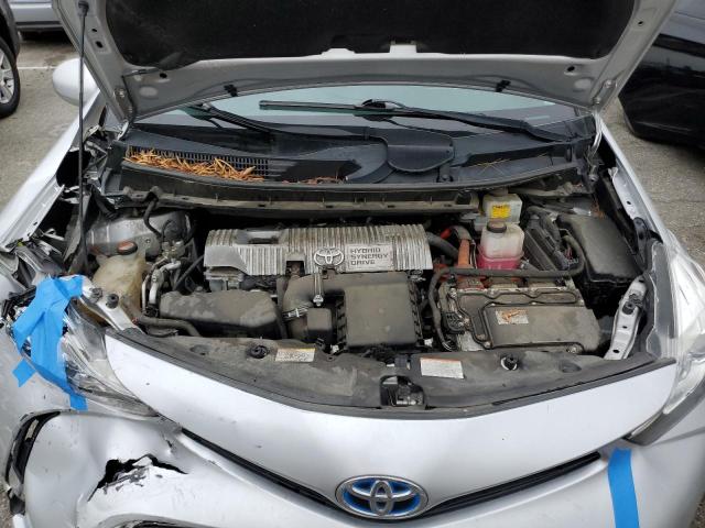 Photo 11 from auction – 2016 TOYOTA PRIUS V with VIN JTDZN3EU3GJ052457