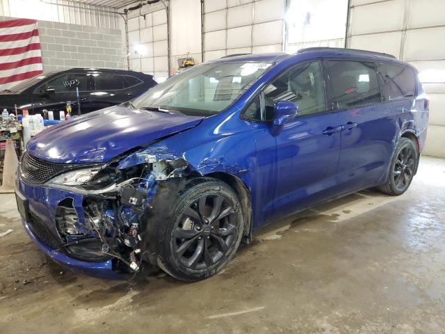 CHRYSLER PACIFICA T 2019 with VIN 2C4RC1BG6KR747240 - Photo from auction