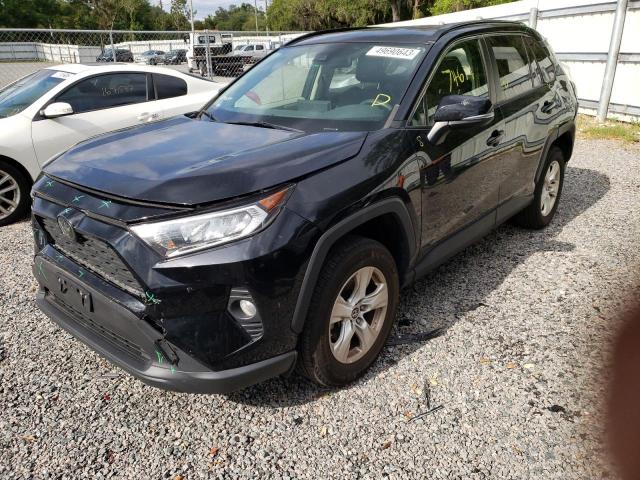 TOYOTA RAV4 XLE 2019 with VIN JTMP1RFV5KD508785 - Photo from auction
