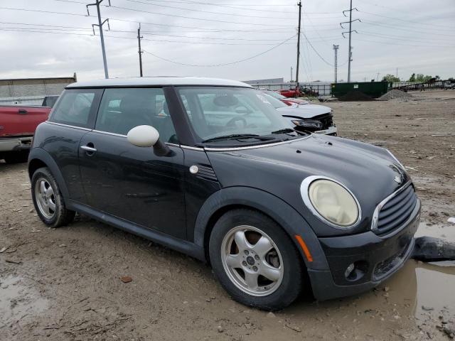 Photo 4 from auction – 2010 MINI COOPER with VIN WMWMF3C56ATZ23833