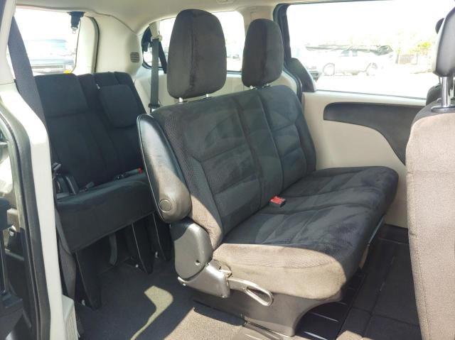 Photo 6 from auction – 2015 DODGE GRAND CARA with VIN 2C4RDGBG5FR551053