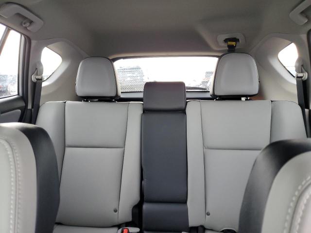 Photo 10 from auction – 2016 TOYOTA RAV4 LIMIT with VIN 2T3YFREV2GW264773