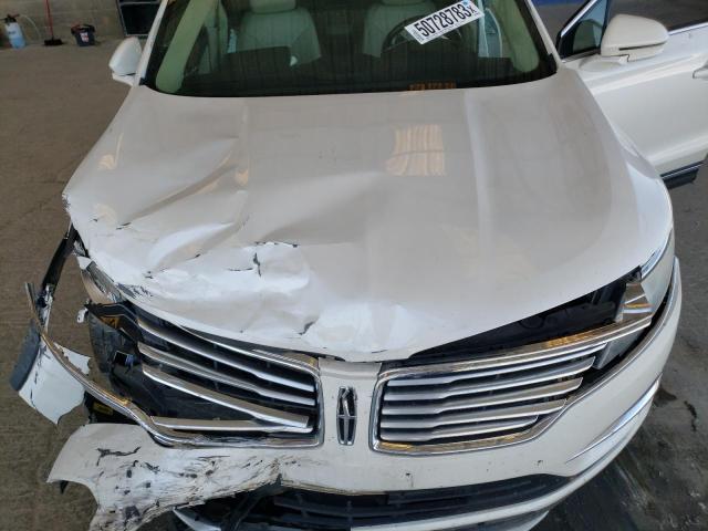 Photo 12 from auction – 2017 LINCOLN MKC SELECT with VIN 5LMCJ2C98HUL45743