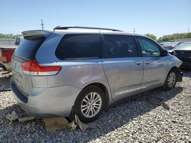 Photo 3 from auction – 2011 TOYOTA SIENNA XLE with VIN 5TDYK3DC9BS080627