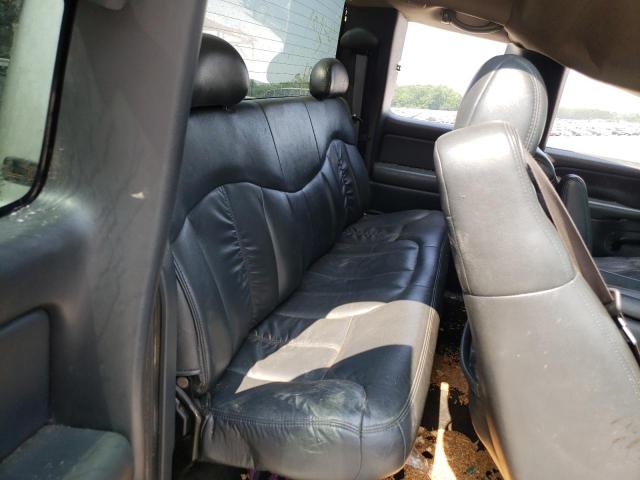 Photo 10 from auction – 2000 CHEVROLET SILVERADO with VIN 2GCEK19T8Y1250251