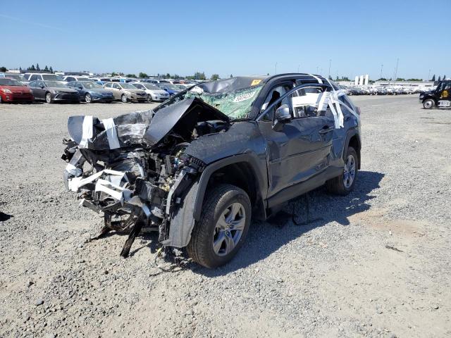 Photo 1 from auction – 2023 TOYOTA RAV4 XLE with VIN JTMP1RFV0PJ040635