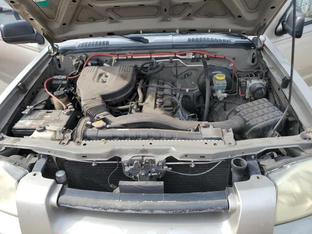 Photo 11 from auction – 2004 NISSAN FRONTIER K with VIN 1N6DD26T64C463006