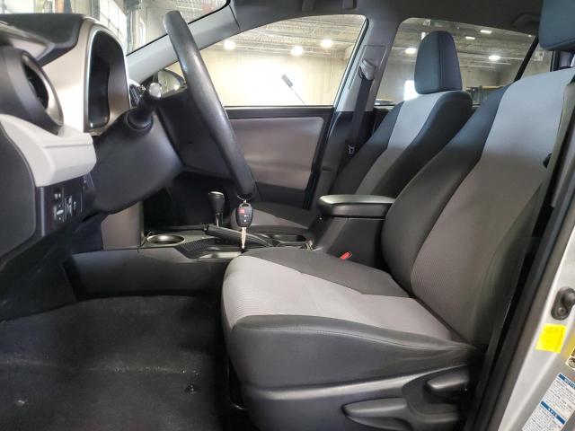 Photo 7 from auction – 2015 TOYOTA RAV4 LE with VIN JTMBFREV5FJ040772