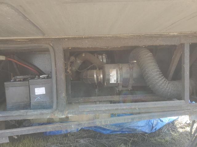 Photo 7 from auction – 2004 FREIGHTLINER CHASSIS X with VIN 4UZAAHBV54CN33051