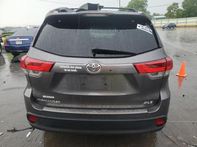 Zdjęcie 6 z aukcji – 2018 TOYOTA HIGHLANDER z VIN 5TDKZRFH8JS538363