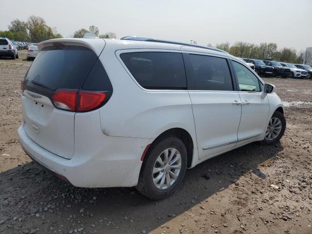 Photo 3 from auction – 2018 CHRYSLER PACIFICA T with VIN 2C4RC1BG6JR280609