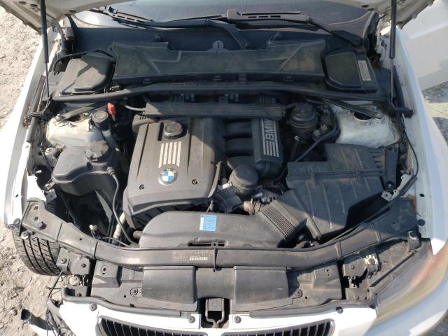 Photo 11 from auction – 2008 BMW 328 I with VIN WBAVA375X8NL58028