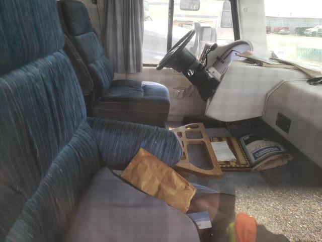 Photo 5 from auction – 1995 ROCK MOTORHOME with VIN 3FCMF53G0RJB11813
