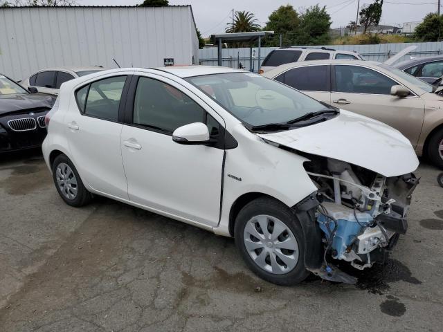 Photo 4 from auction – 2014 TOYOTA PRIUS C with VIN JTDKDTB35E1569725
