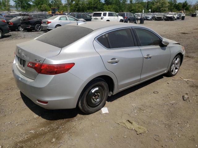 Photo 3 from auction – 2013 ACURA ILX 20 PRE with VIN 19VDE1F53DE006988