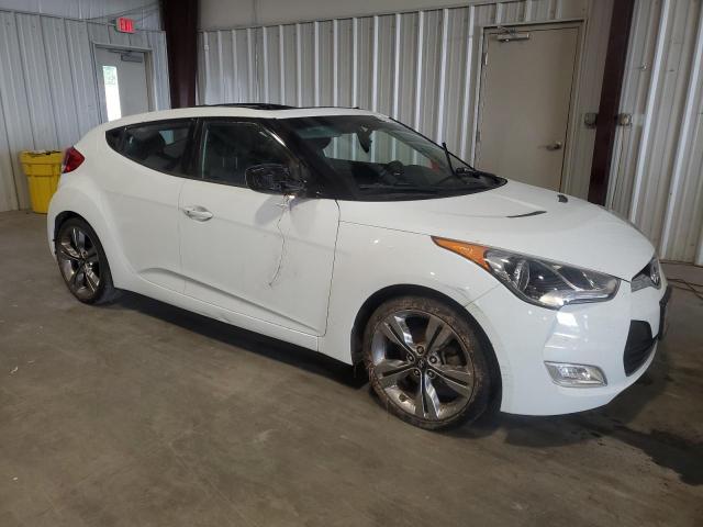 Photo 4 from auction – 2015 HYUNDAI VELOSTER with VIN KMHTC6AD5FU226833