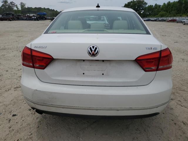 Photo 6 from auction – 2015 VOLKSWAGEN PASSAT SE with VIN 1VWBS7A38FC008064