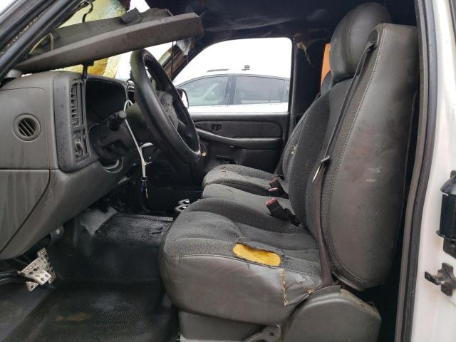 Photo 7 from auction – 2003 CHEVROLET SILVERADO with VIN 2GCEC19X131353097