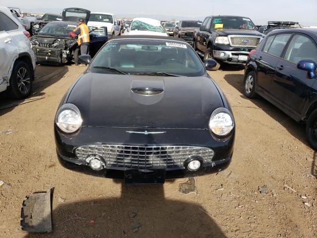 Photo 5 from auction – 2002 FORD THUNDERBIR with VIN 1FAHP60A62Y109485