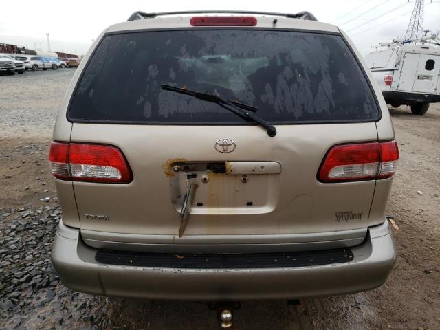 Photo 6 from auction – 2002 TOYOTA SIENNA LE with VIN 4T3ZF13C62U437629