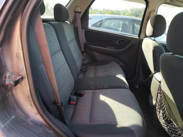 Photo 11 from auction – 2004 FORD ESCAPE XLT with VIN 1FMCU93164KB07652