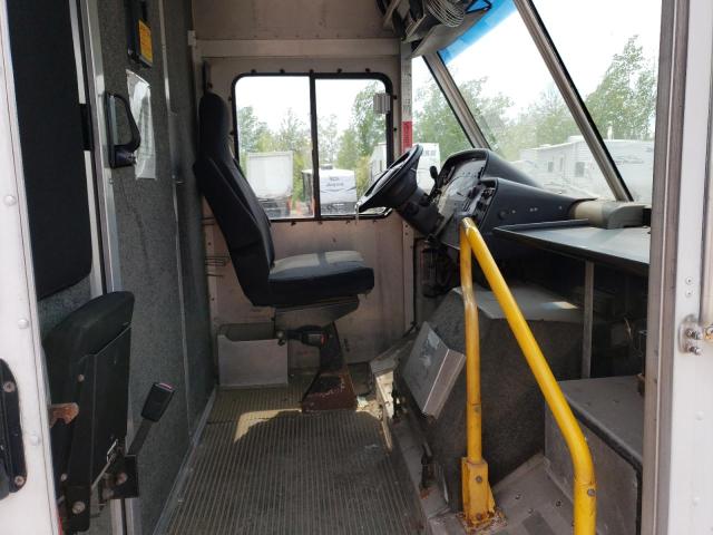 Photo 7 from auction – 2004 FORD ECONOLINE with VIN 1FCKE39L74HA91512