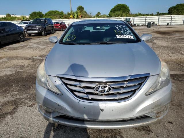 Photo 5 from auction – 2011 HYUNDAI SONATA SE with VIN 5NPEC4AB7BH213215