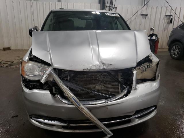 Photo 5 from auction – 2012 CHRYSLER TOWN & COU with VIN 2C4RC1CG3CR175432