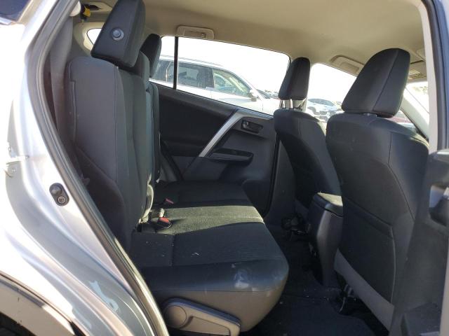 Photo 10 from auction – 2018 TOYOTA RAV4 LE with VIN 2T3ZFREV4JW465814