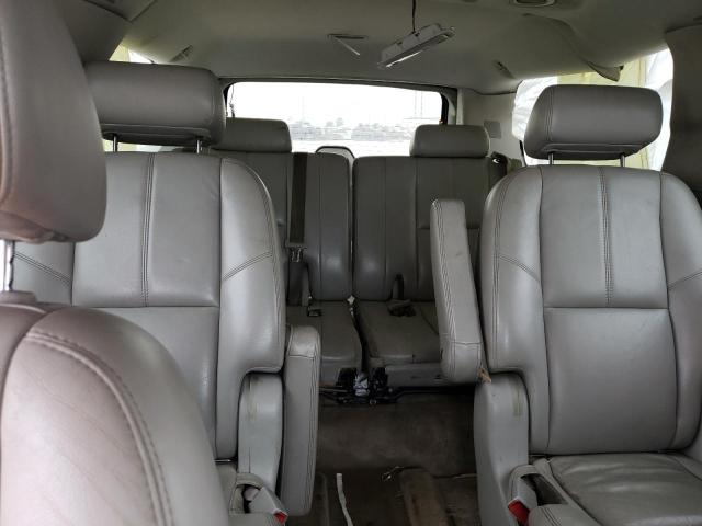 Photo 10 from auction – 2007 GMC R1500 SUBU with VIN 3GTP2VE79DG201084