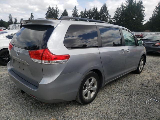 Photo 3 from auction – 2013 TOYOTA SIENNA LE with VIN 5TDKK3DC5DS318059