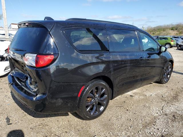 Photo 3 from auction – 2018 CHRYSLER PACIFICA L with VIN 2C4RC1GG9JR289040